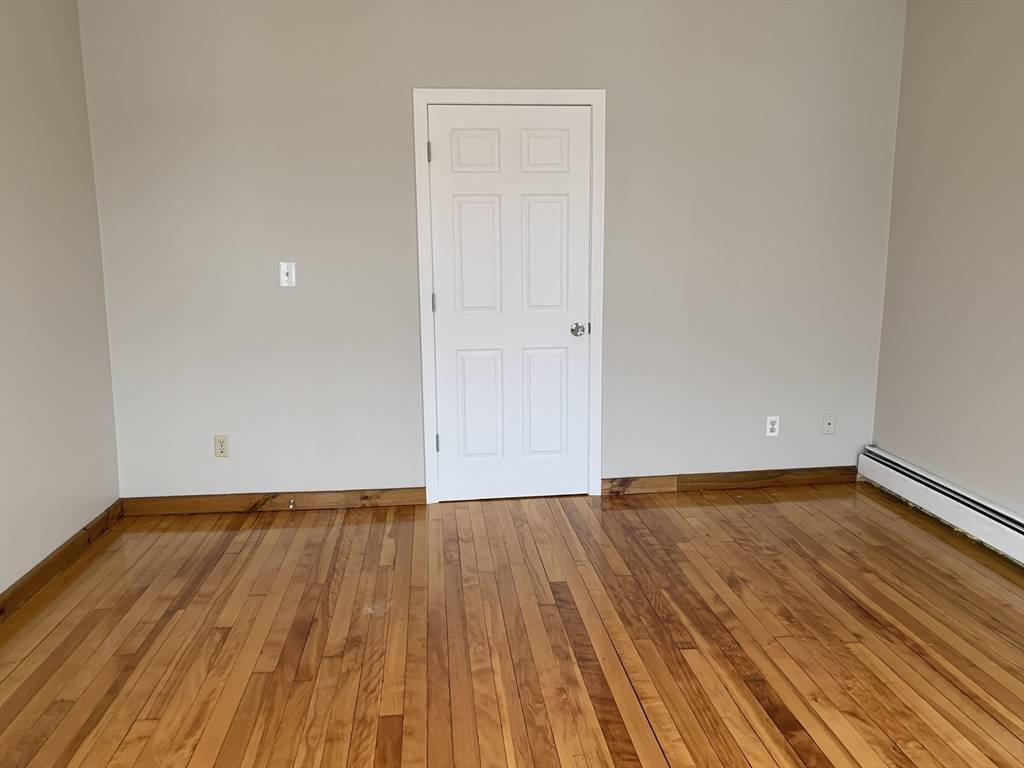 Worcester, MA 01604,5 Massasoit Rd #3