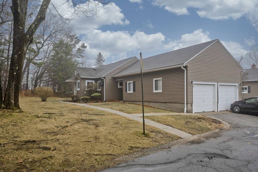 Chicopee, MA 01022,72 Lynwood Drive #72