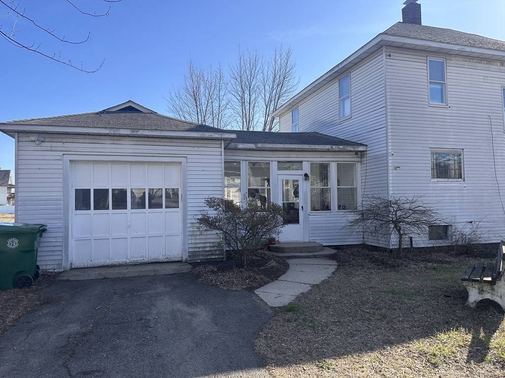 Chicopee, MA 01013,445 Chicopee  Street