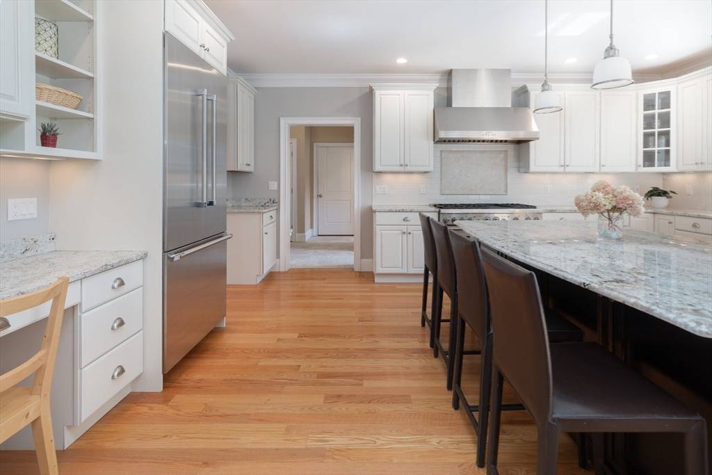 Wayland, MA 01778,25 Glen Rd