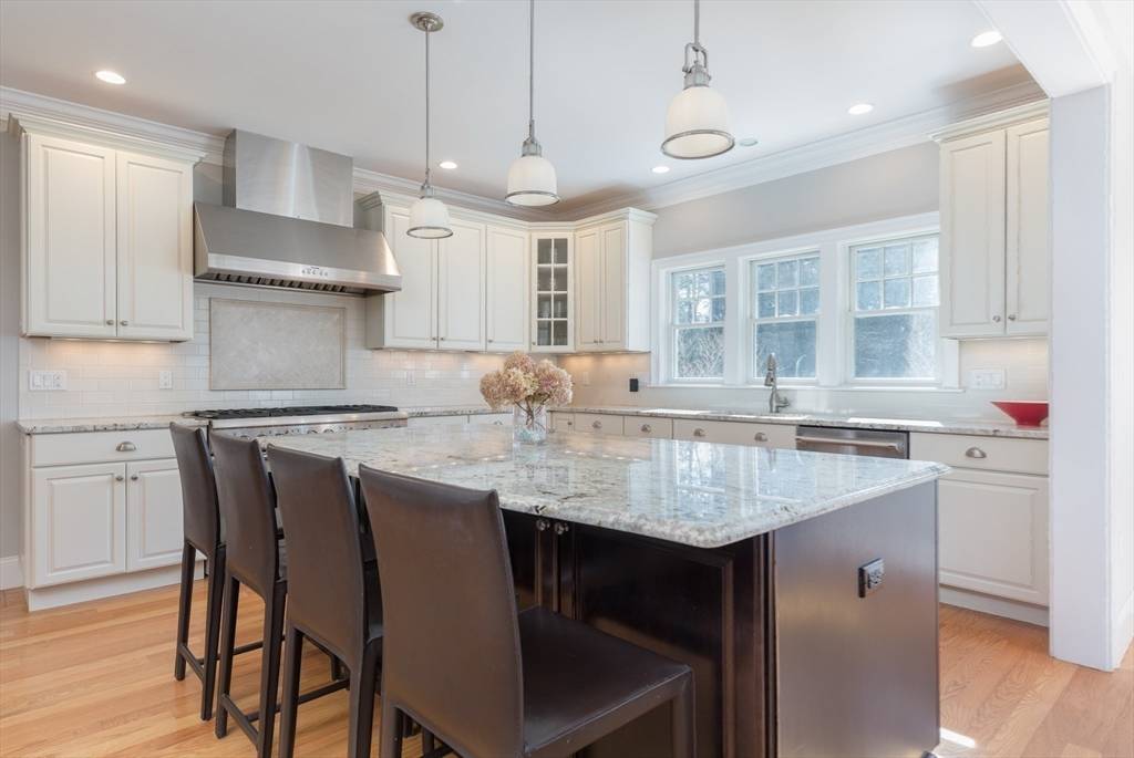 Wayland, MA 01778,25 Glen Rd
