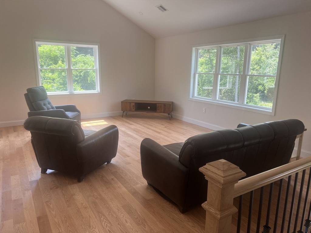 Dudley, MA 01571,2 W Dudley Rd