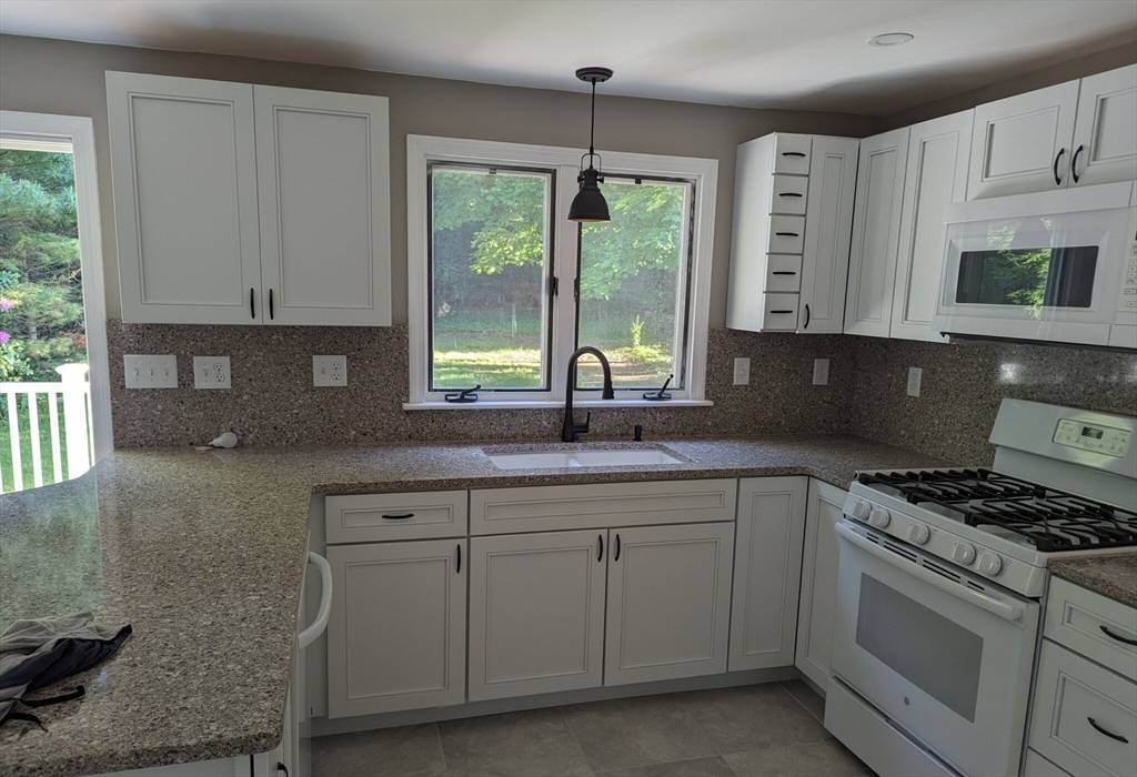 Waltham, MA 02451,202 Dale St