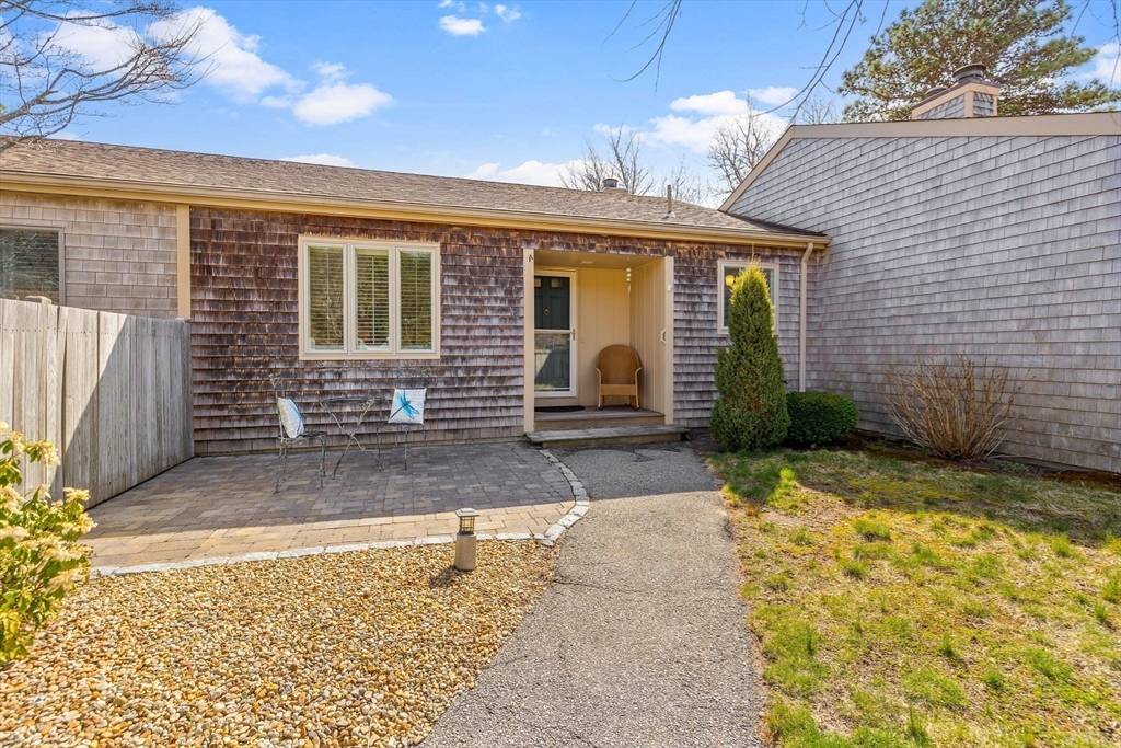 Falmouth, MA 02536,288 Riverbay Way #288