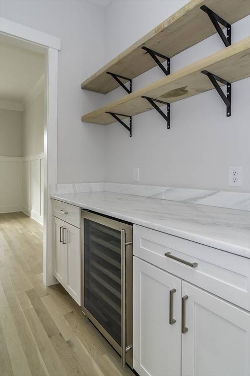 32 Pemberton Rd Wayland, MA 01778