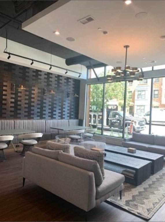 Boston, MA 02128,99 Sumner Street #208