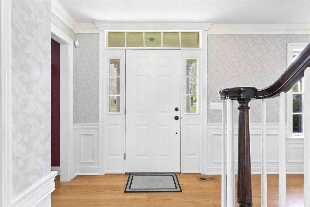 East Longmeadow, MA 01028,47 Nottingham