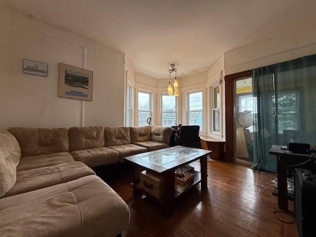 Somerville, MA 02143,44 Benton Rd. #2