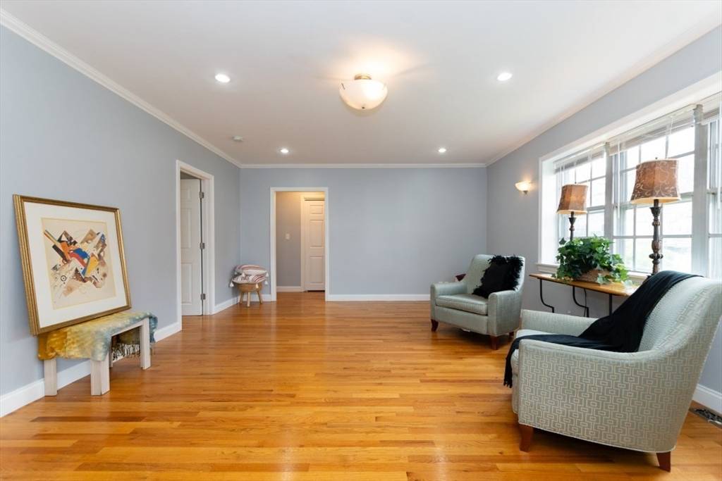 Boston, MA 02135,121 Lake Shore Rd #2