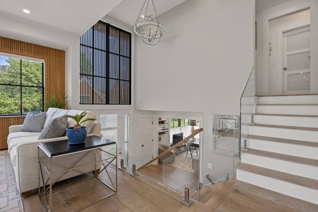 44 Winslow St Provincetown, MA 02657