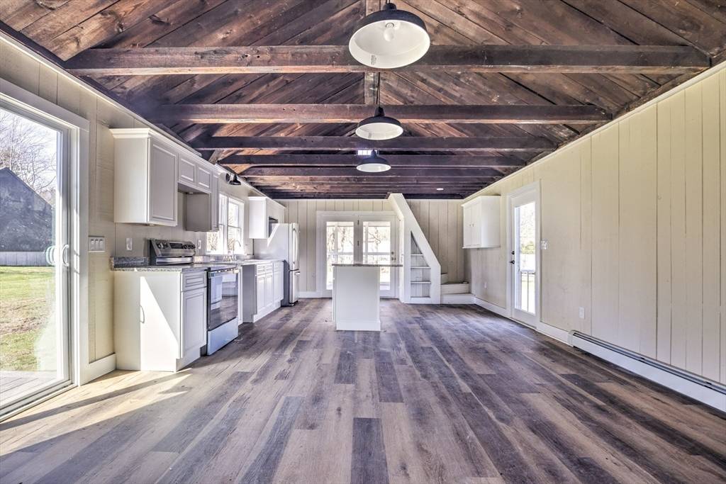 6 Nemasket Street Middleboro, MA 02346