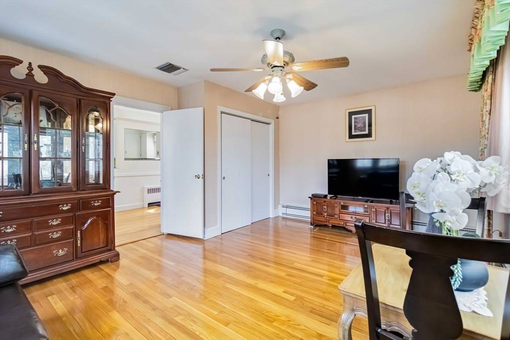 Lexington, MA 02420,101 Burlington Street