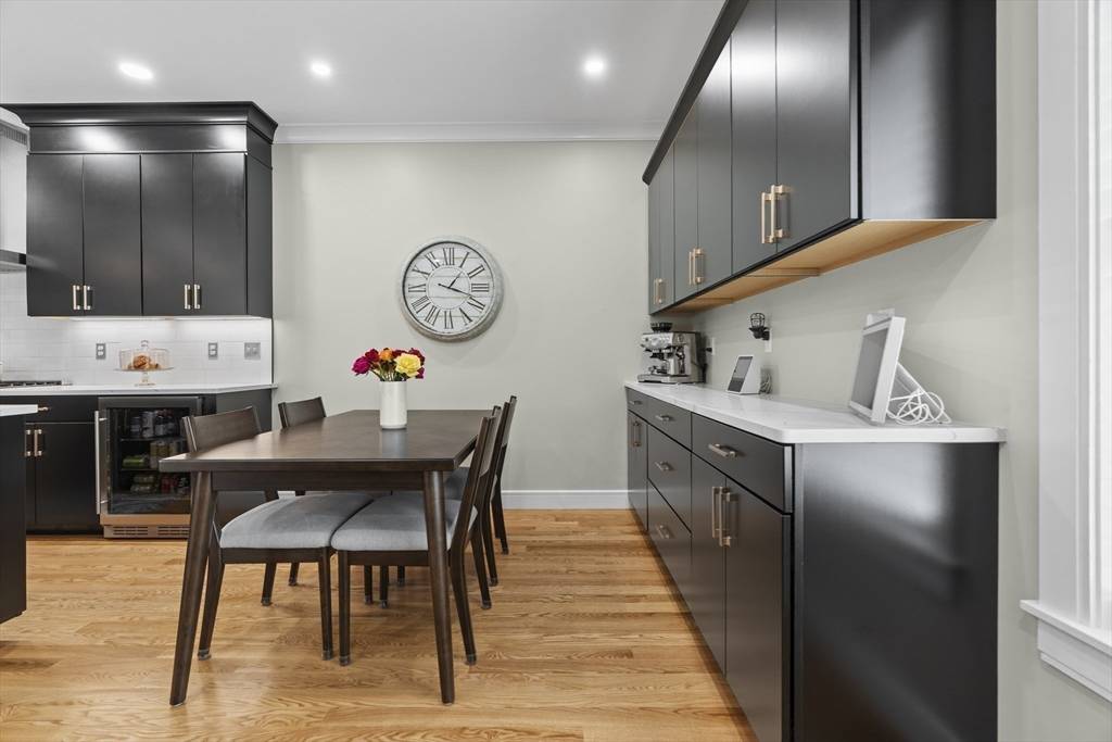 Waltham, MA 02453,33 Peirce Street #1