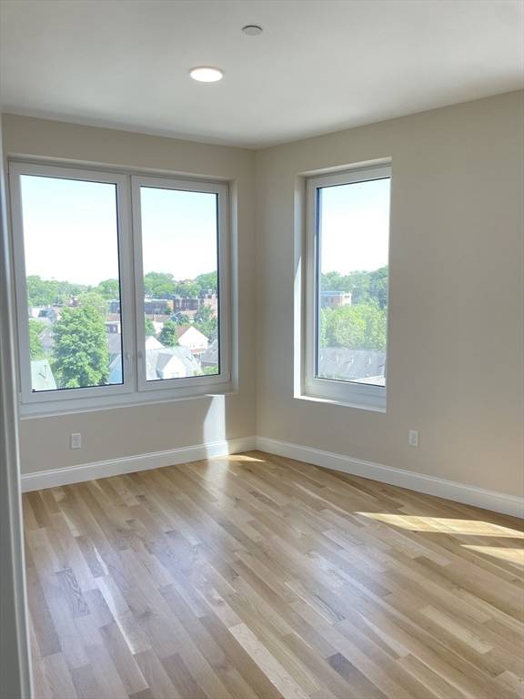 Boston, MA 02119,16 Taber Street #602