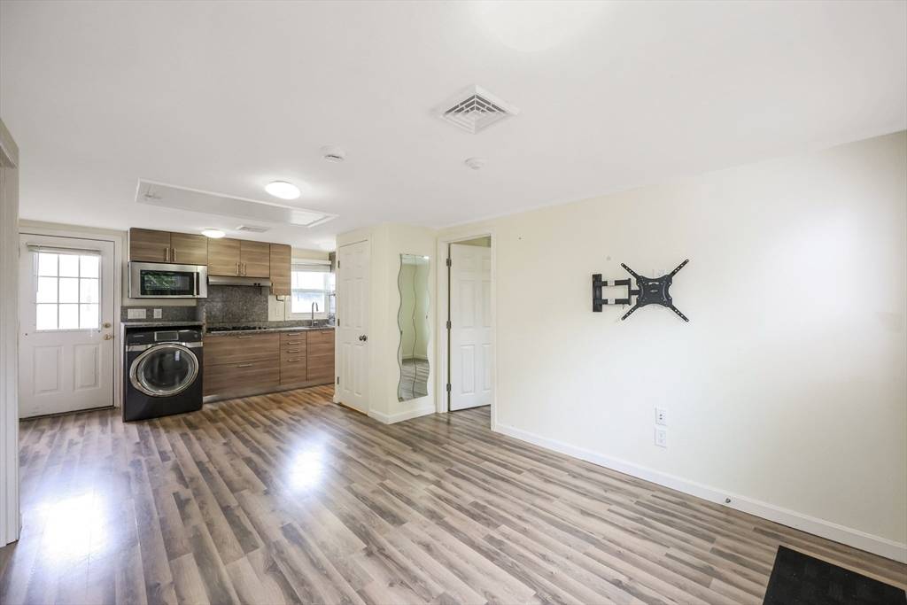 191 Sea Street #3 AKA 2C Dennis, MA 02639