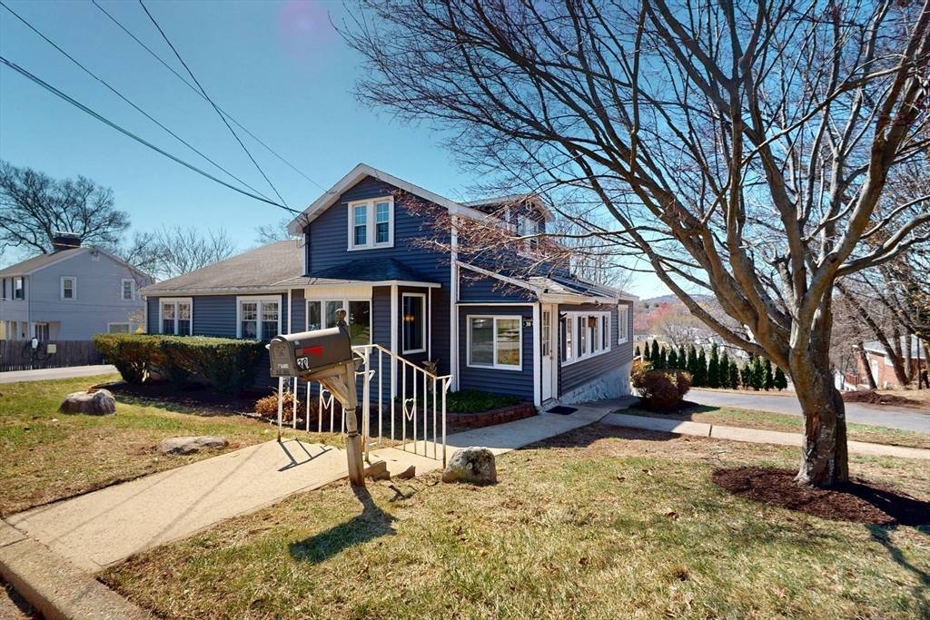 Waltham, MA 02451,38 Hillcrest Rd