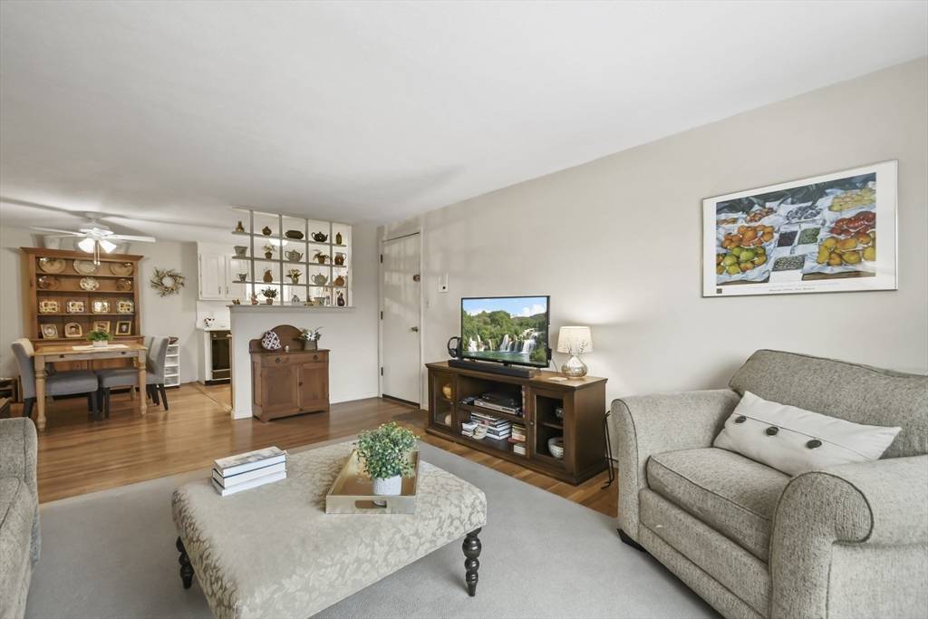 Woburn, MA 01801,4 Albert Drive #5