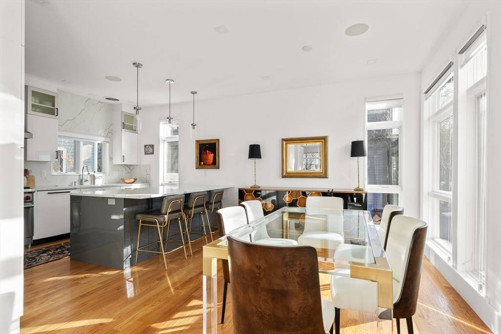 Cambridge, MA 02139,88 Highland Avenue #2