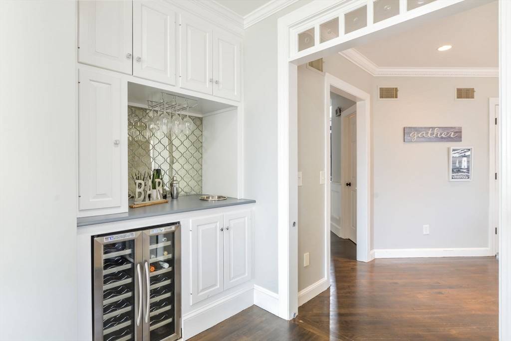 3 E High St Dartmouth, MA 02748