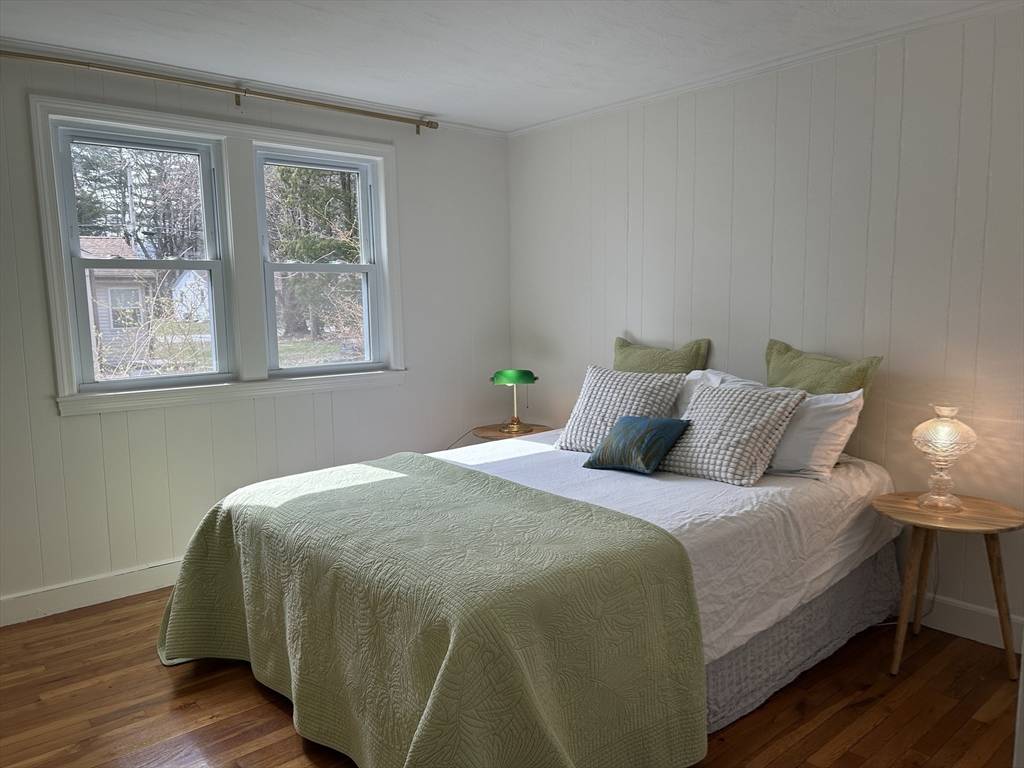 16 Middlesex Rd Sharon, MA 02067