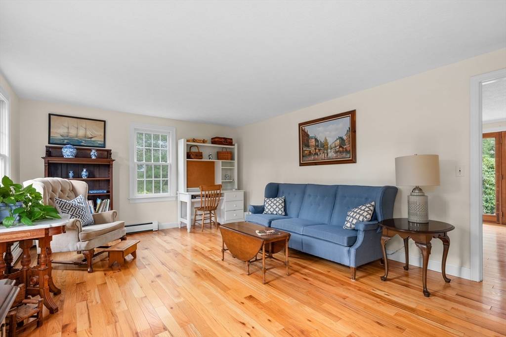 Sandwich, MA 02537,23 Foster Rd