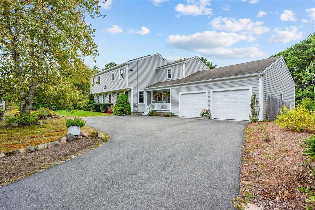 Sandwich, MA 02537,23 Foster Rd