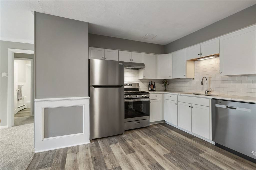 Canton, MA 02021,80 Walnut St #111