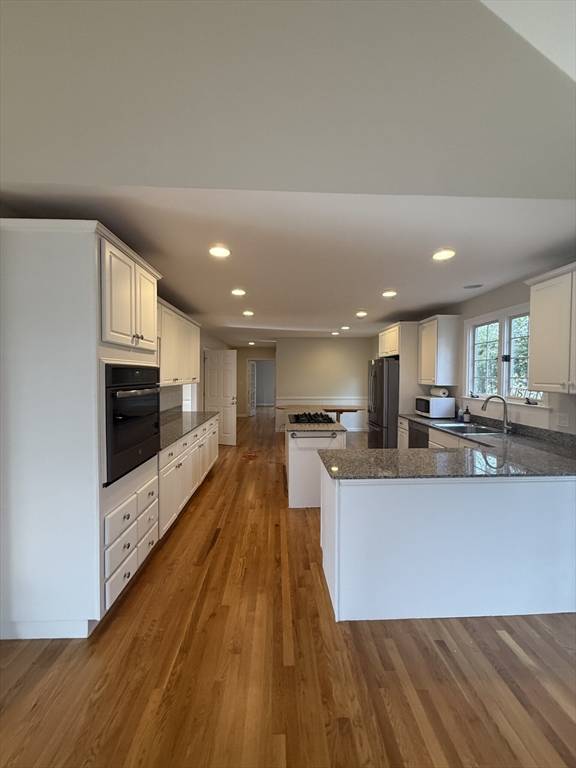 Newton, MA 02461,226 Winchester Street #na