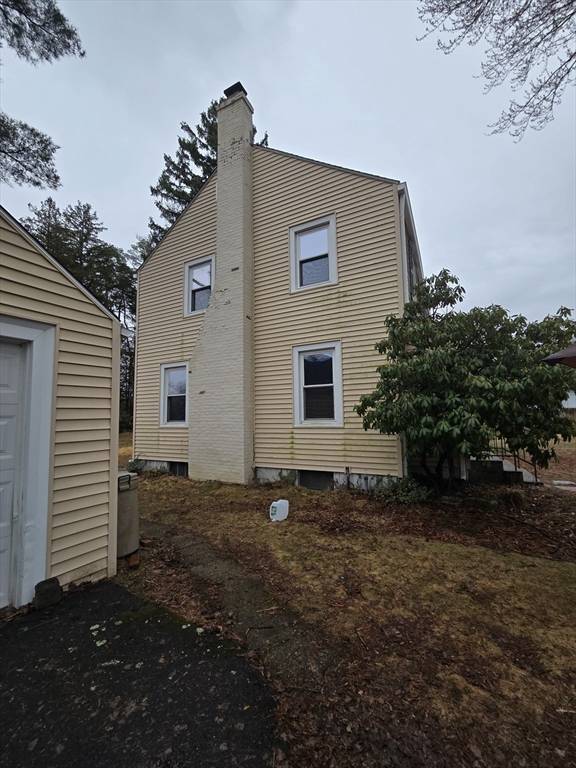 Ludlow, MA 01056,424 Chapin St