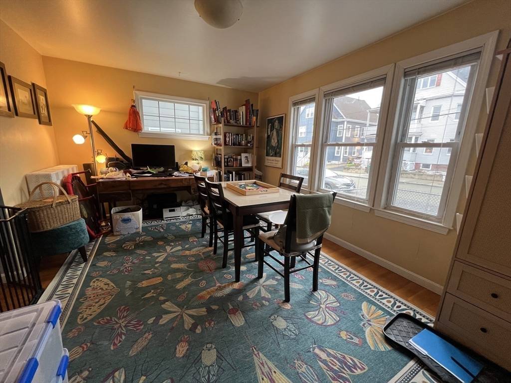 Medford, MA 02155,60 Edward St #1