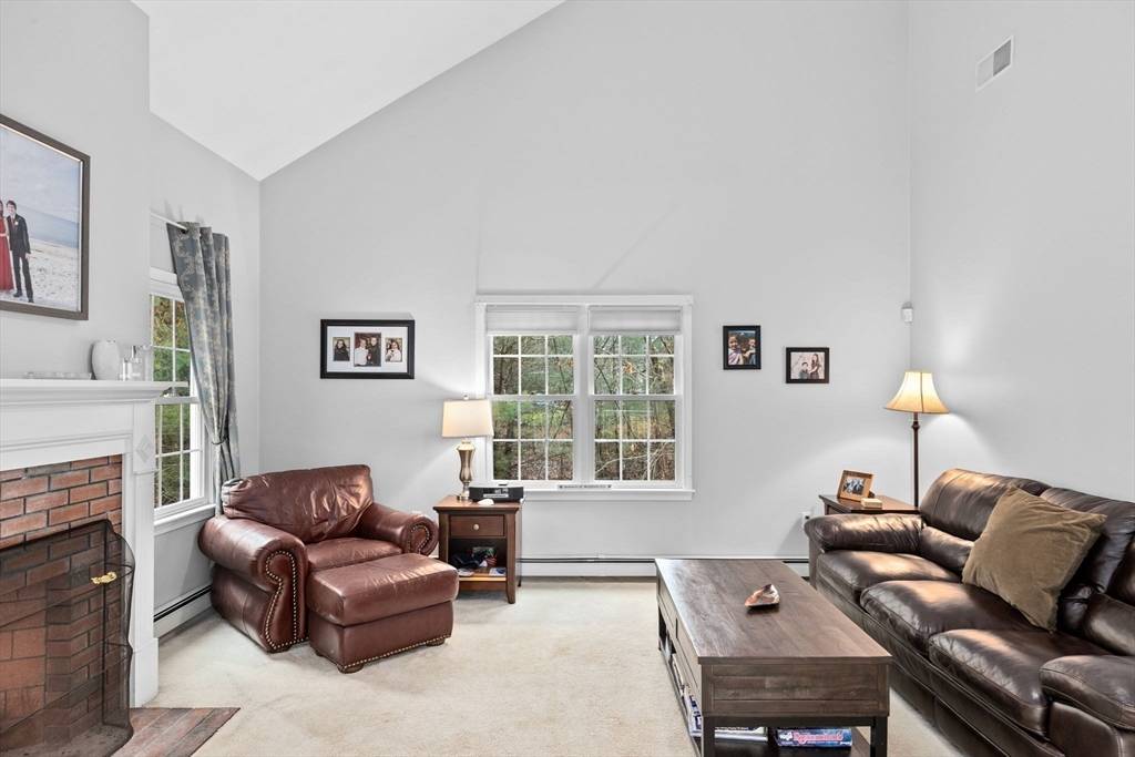 Kingston, MA 02364,7 Hemlock