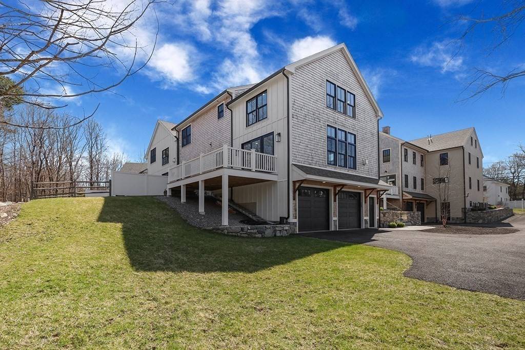 Medfield, MA 02052,357 Main Street #3