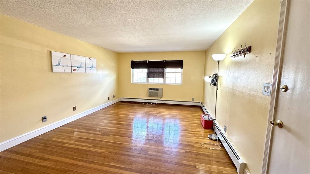Woburn, MA 01801,31 Arlington Rd #1-6
