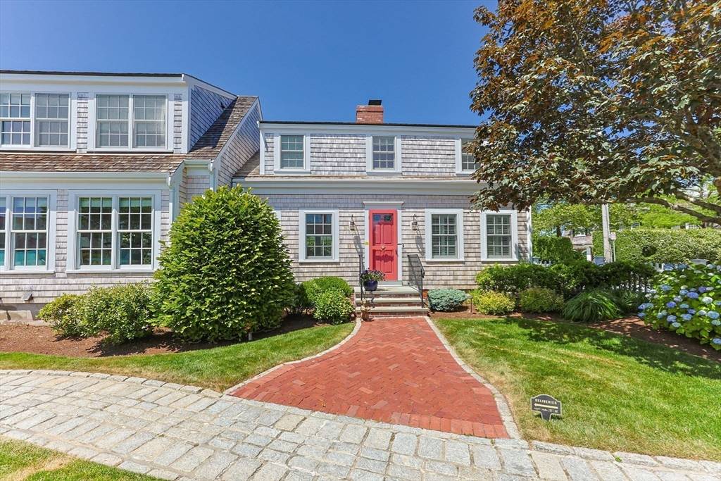 Chatham, MA 02633,85 Main Street