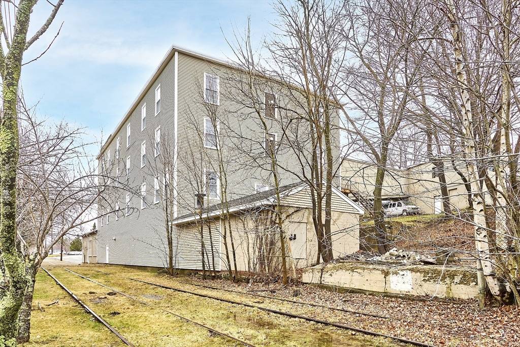 Gardner, MA 01440,186 Central Street