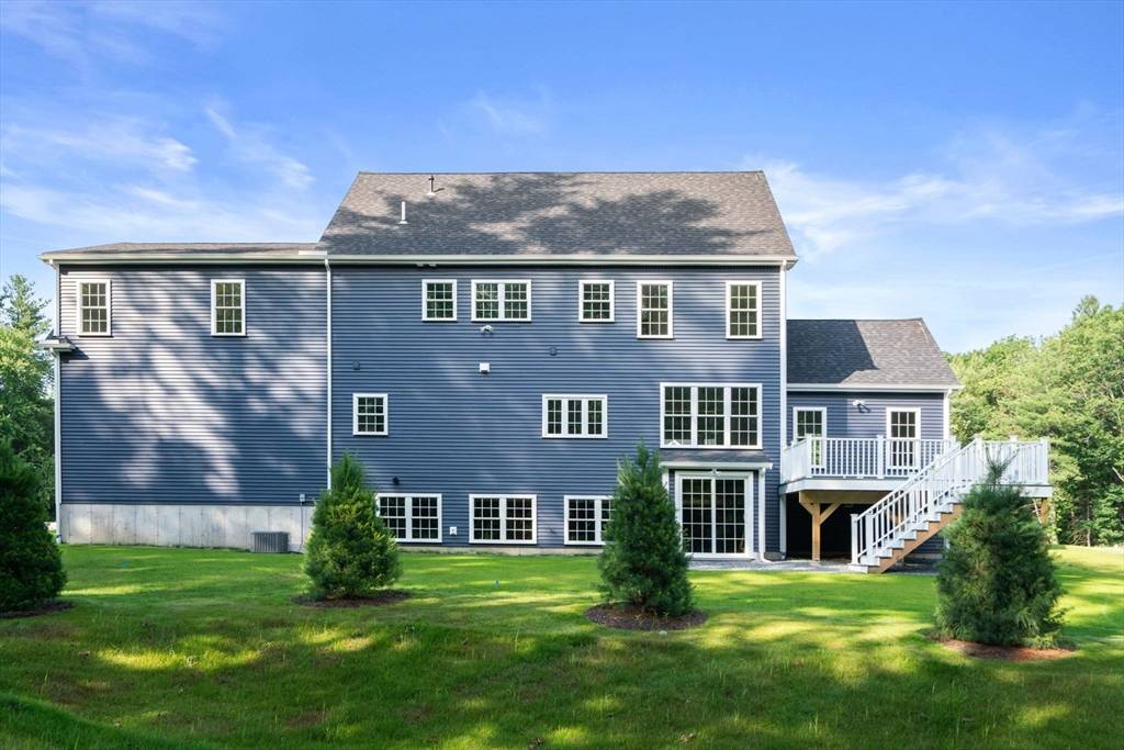 Easton, MA 02356,29 Owl Ridge Road