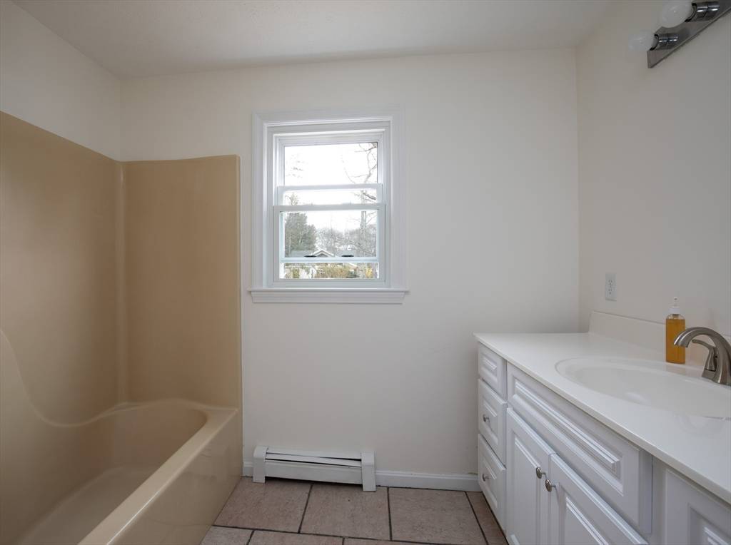 8 Veeder Drive Falmouth, MA 02536