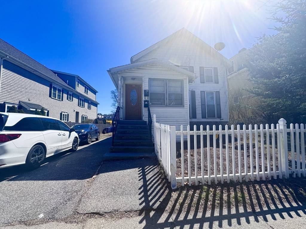 Newton, MA 02465,18 Webster #2
