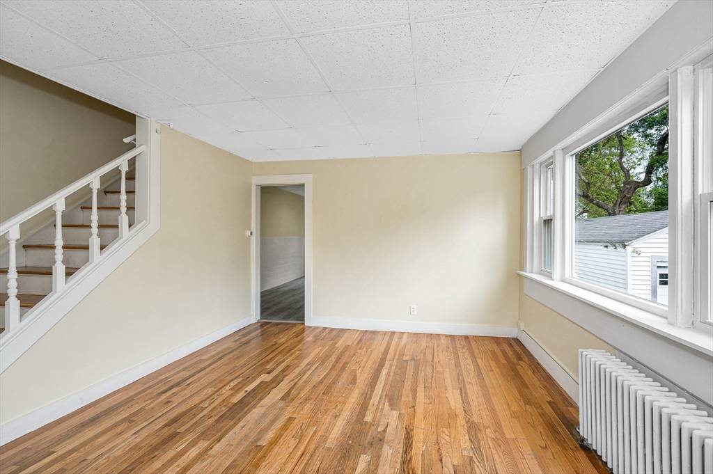 Methuen, MA 01844,33 Kensington Ave