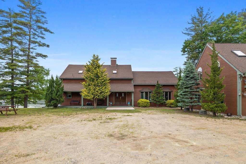 Amesbury, MA 01913,152 Kimball Rd