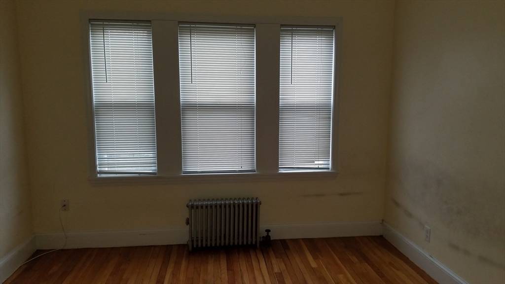 Boston, MA 02125,32 Bellevue St #3