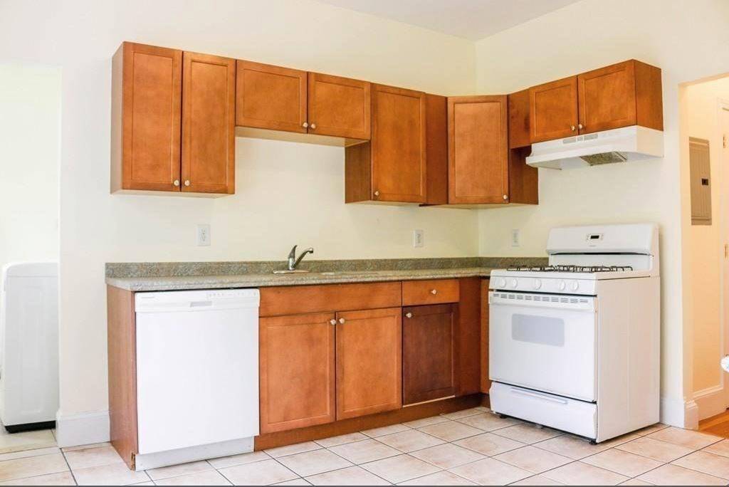 Boston, MA 02125,32 Bellevue St #3