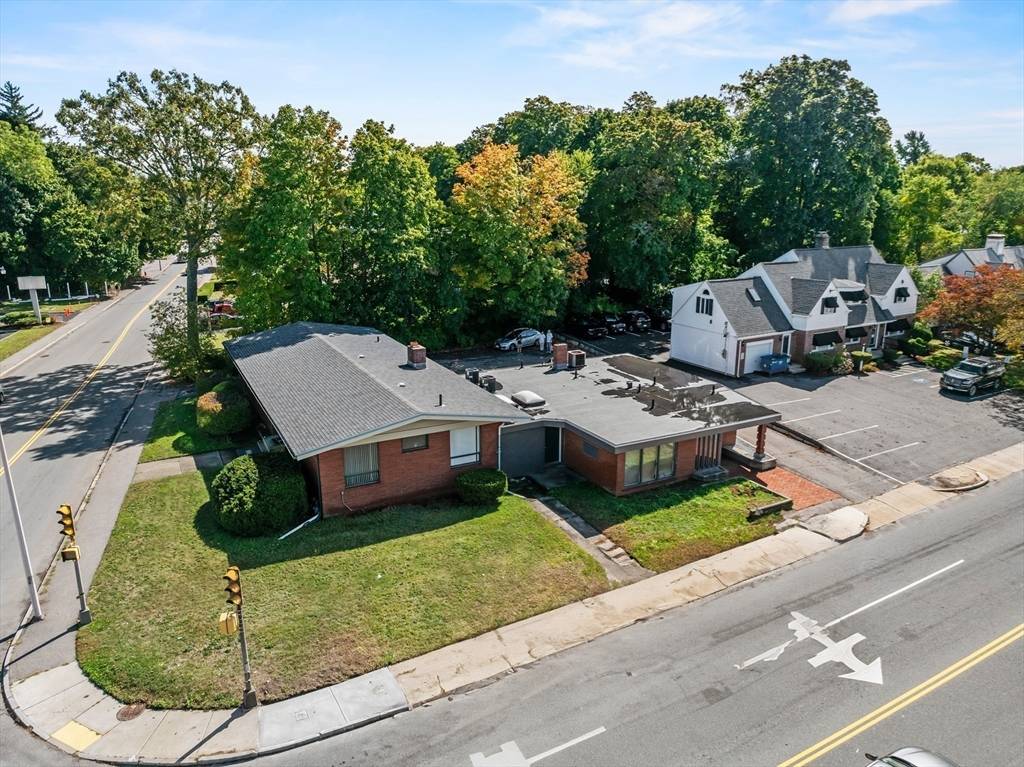 Taunton, MA 02780,54 Winthrop St