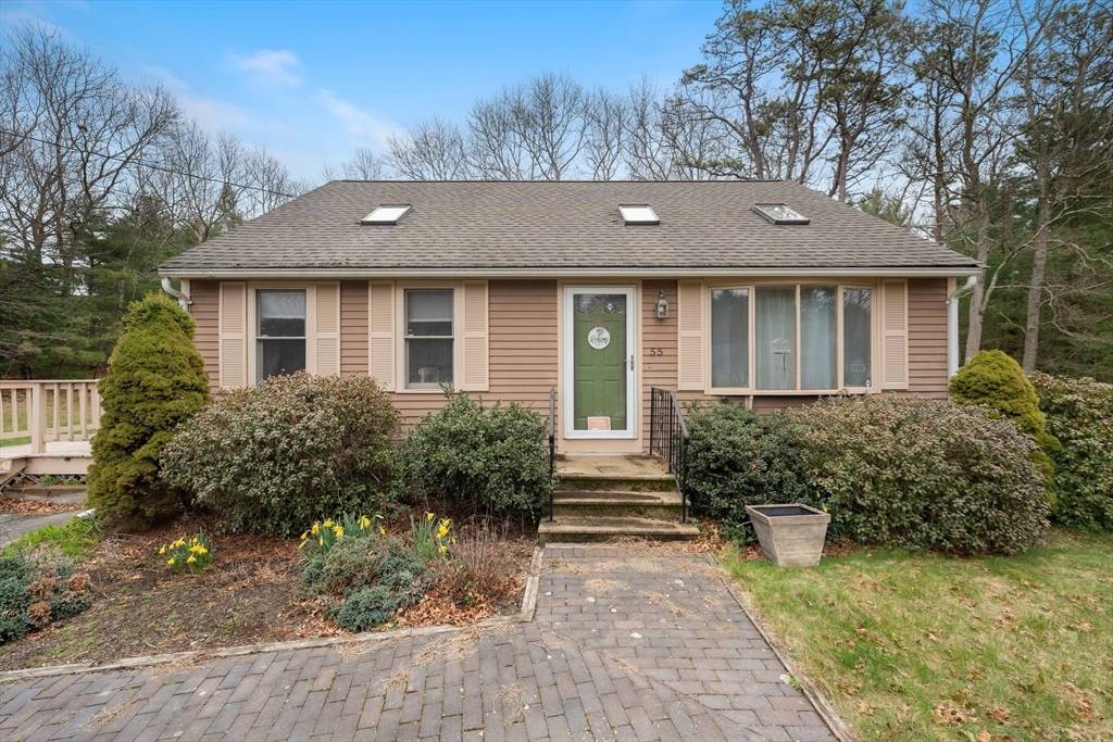 Taunton, MA 02718,55 Cains Hill Drive
