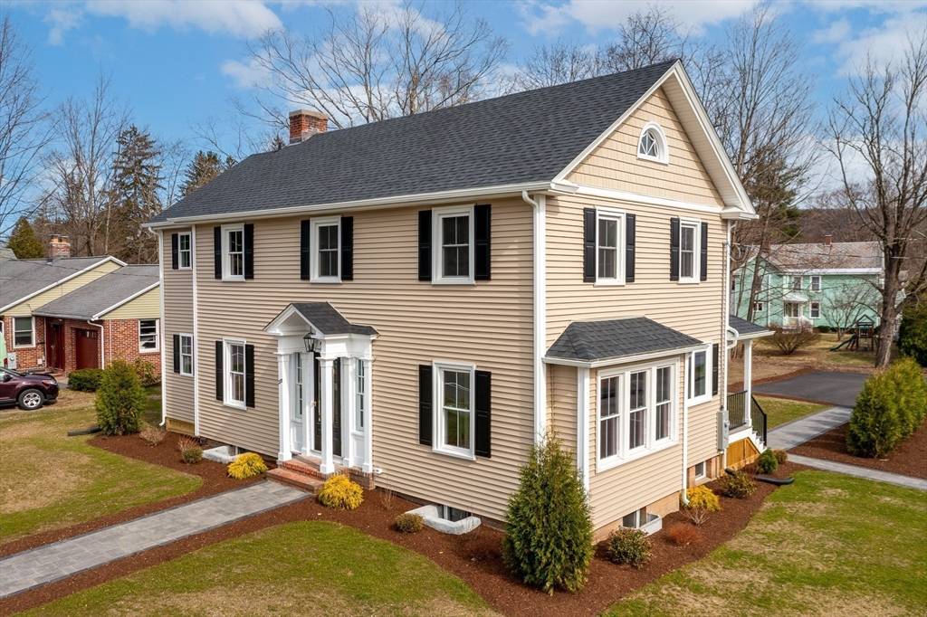 Easthampton, MA 01027,278 Main St