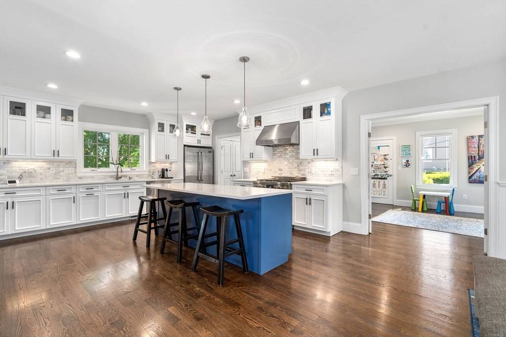 Newton, MA 02458,119 Charlesbank Rd #119
