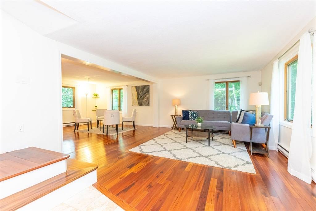 Burlington, MA 01803,12 Tinkham Ave