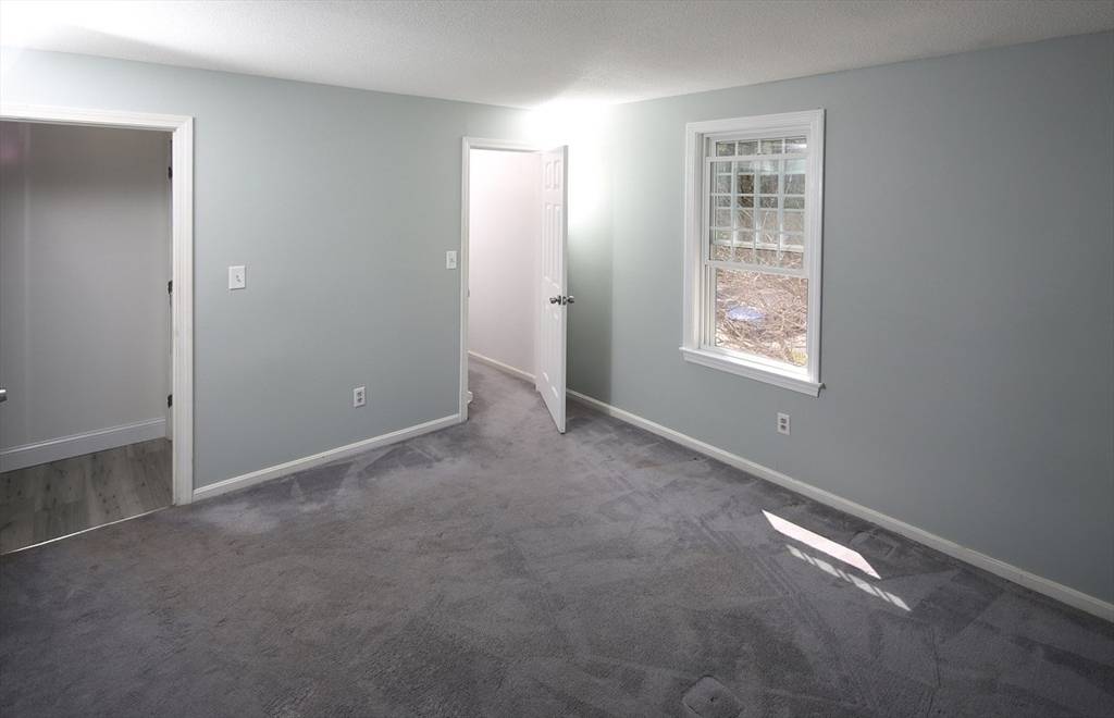 Halifax, MA 02338,261 Twin Lakes Dr #261