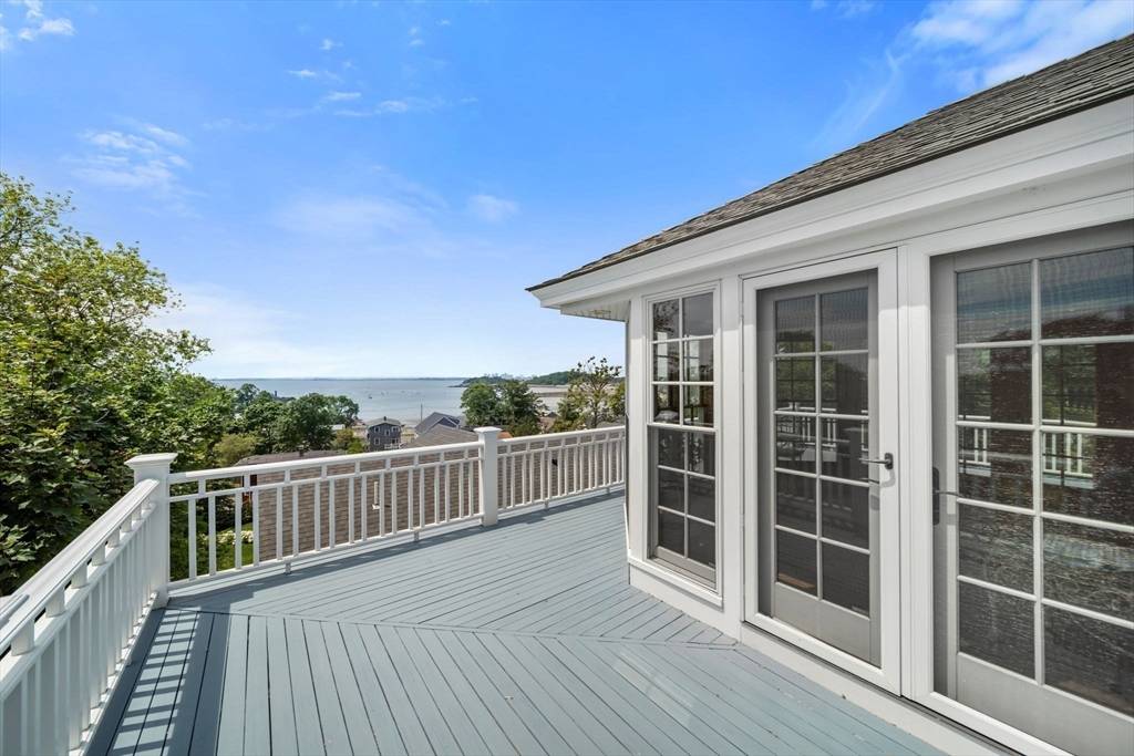 Nahant, MA 01908,303 Nahant Rd