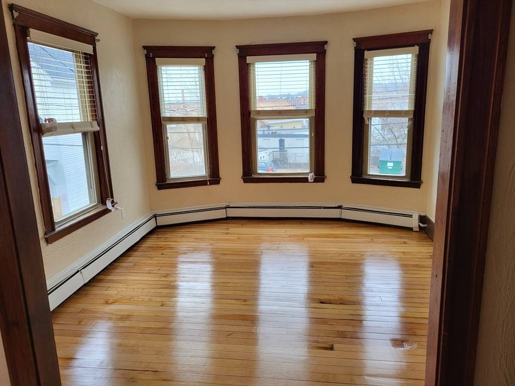 Haverhill, MA 01830,139 How St #202